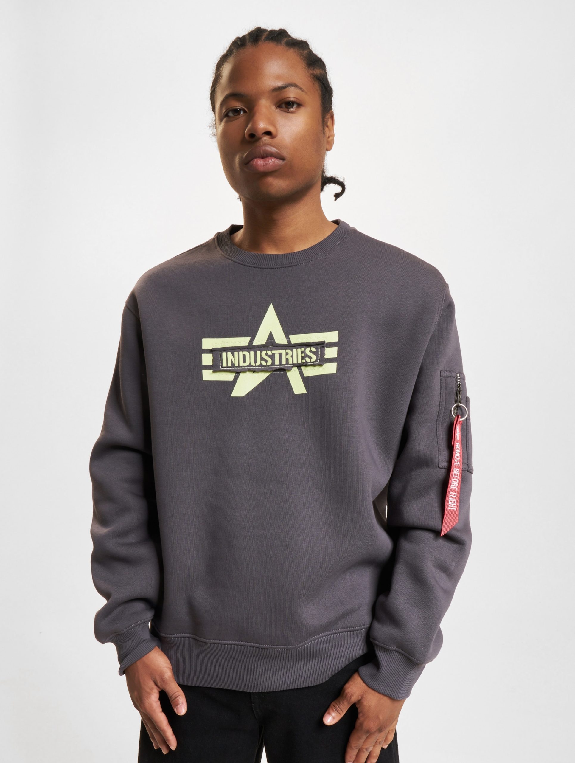 alpha-industries-pullover-888oex-1.jpg