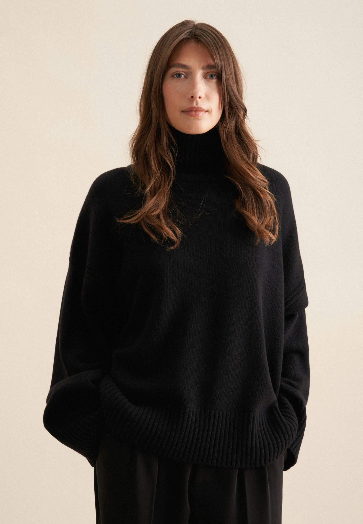 schwarzer-pullover-damen-189rfx-1.jpg